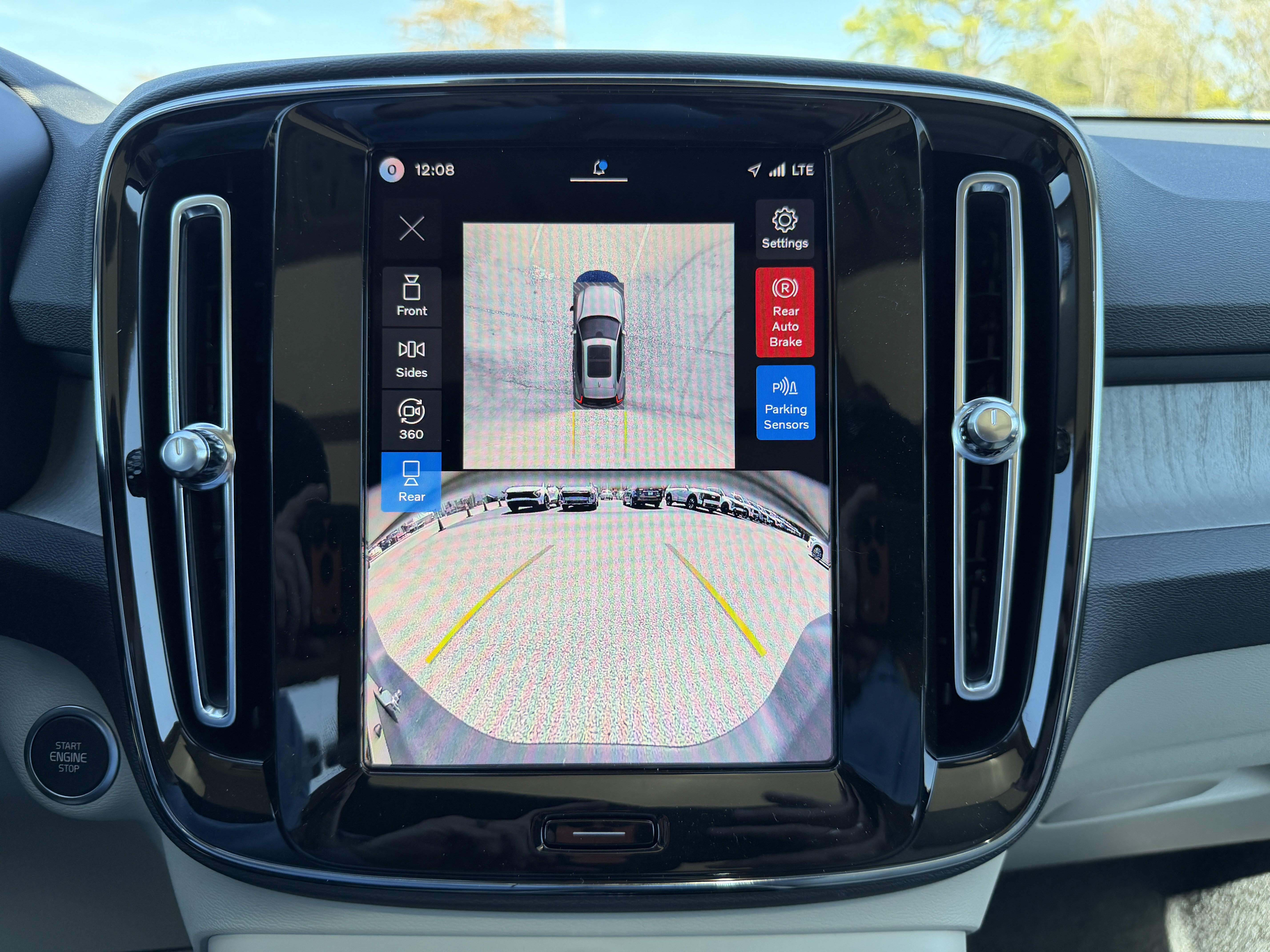 New 2026 Volvo XC40 B5 Ultra w/ Protection Package image 21