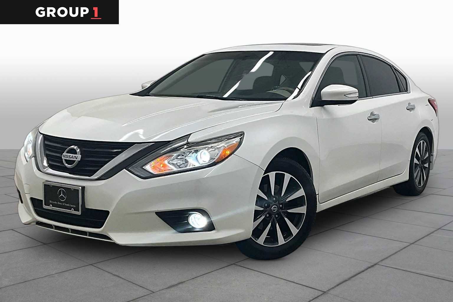 Used 2016 Nissan Altima 2.5 SL w/ 2.5 Technology Package FWD image 1