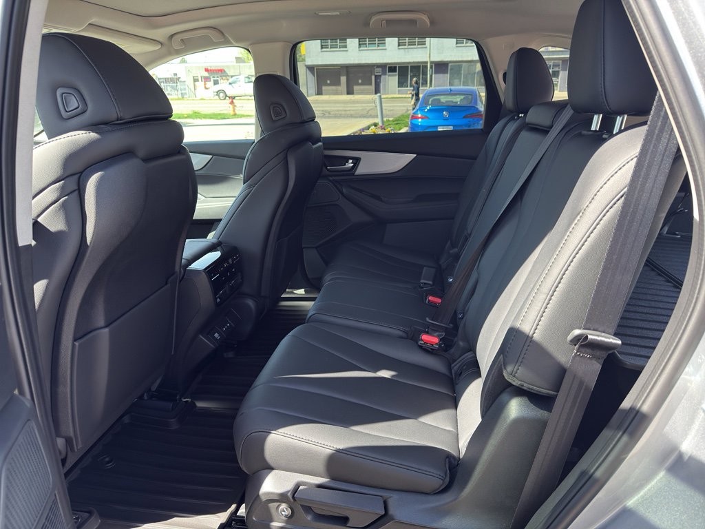 New 2026 Acura MDX SH-AWD image 22