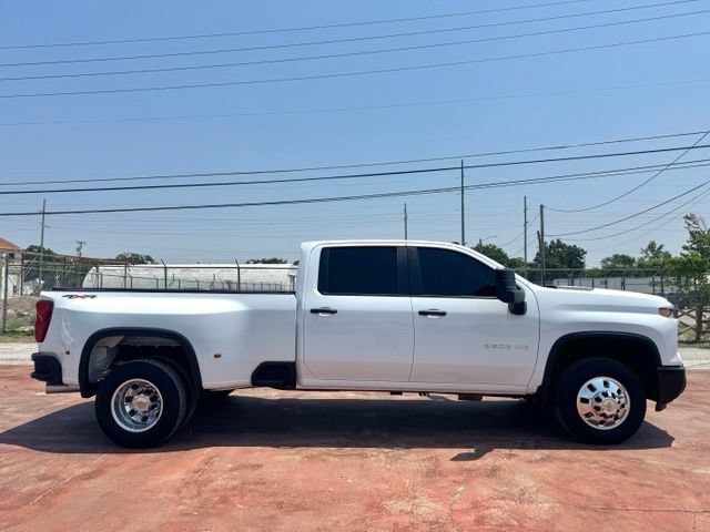 Used 2025 Chevrolet Silverado 3500 W/T AWD/4WD image 4
