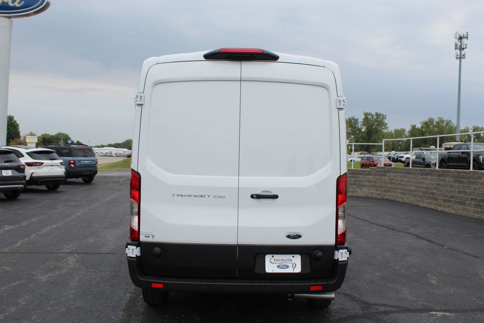New 2025 Ford Transit 250 148 Medium Roof w/ Load Area Protection Package image 4