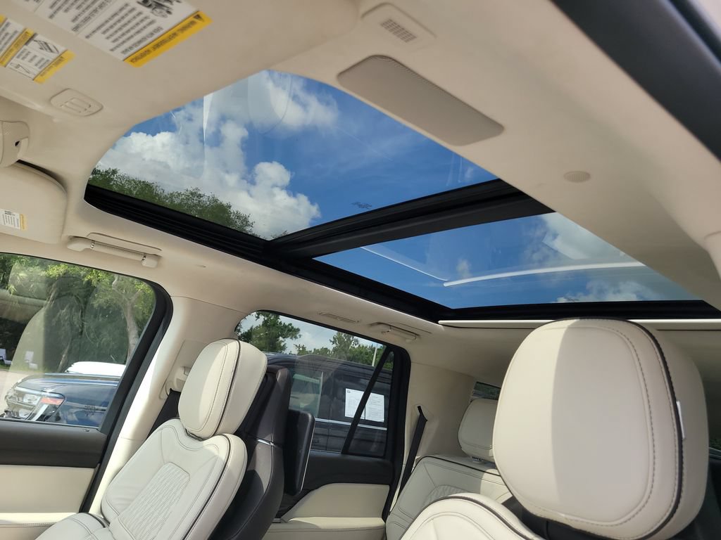 Certified 2023 Lincoln Navigator L Black Label AWD/4WD image 19