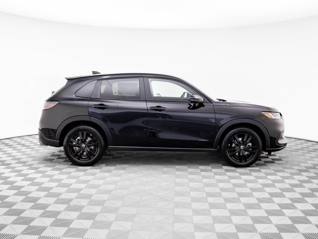 New 2026 Honda HR-V Sport image 7