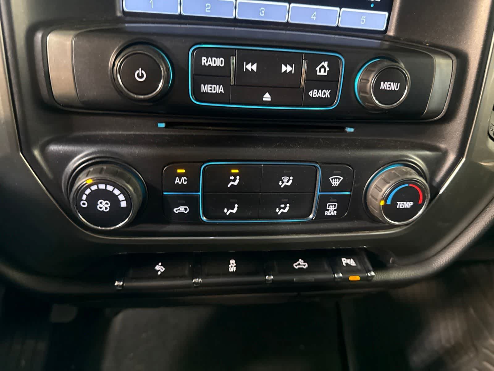 Used 2018 Chevrolet Silverado 1500 LT w/ Max Trailering Package AWD/4WD image 25