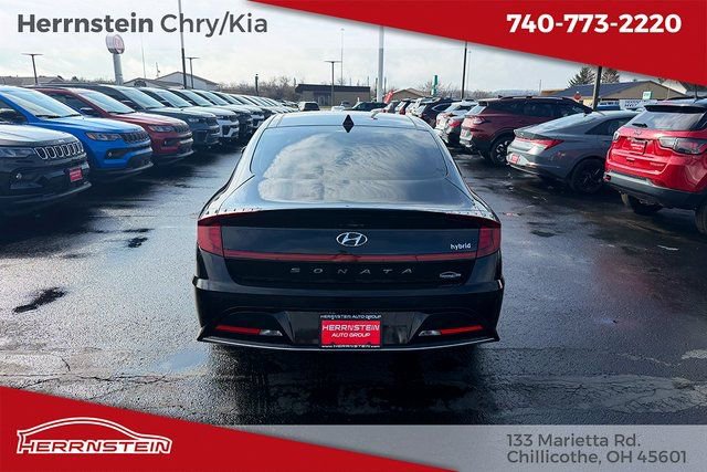 Used 2023 Hyundai Sonata Limited w/ Cargo Package image 29