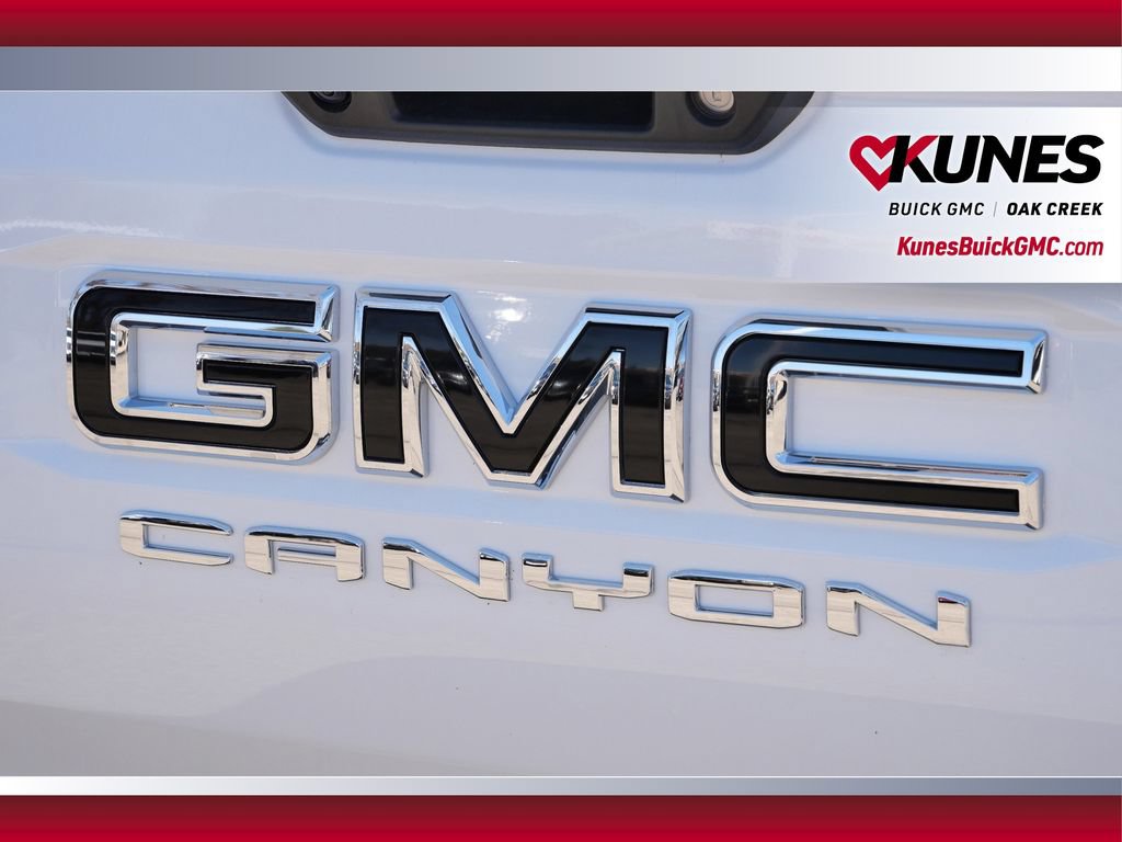 Used 2026 GMC Canyon AT4X w/ LPO, Black Badging Package AWD/4WD image 14