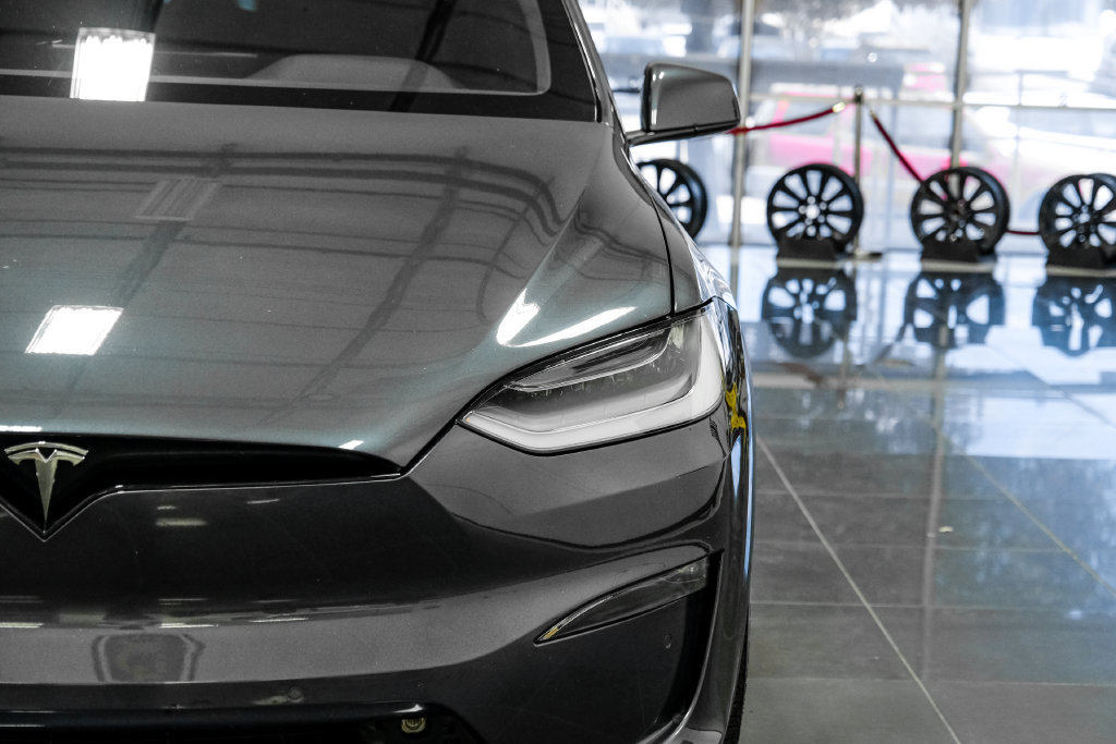 Used 2022 Tesla Model X AWD/4WD image 54
