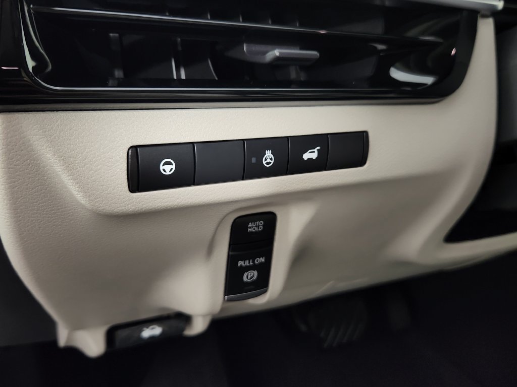 Certified 2025 Nissan Murano SL AWD/4WD image 20