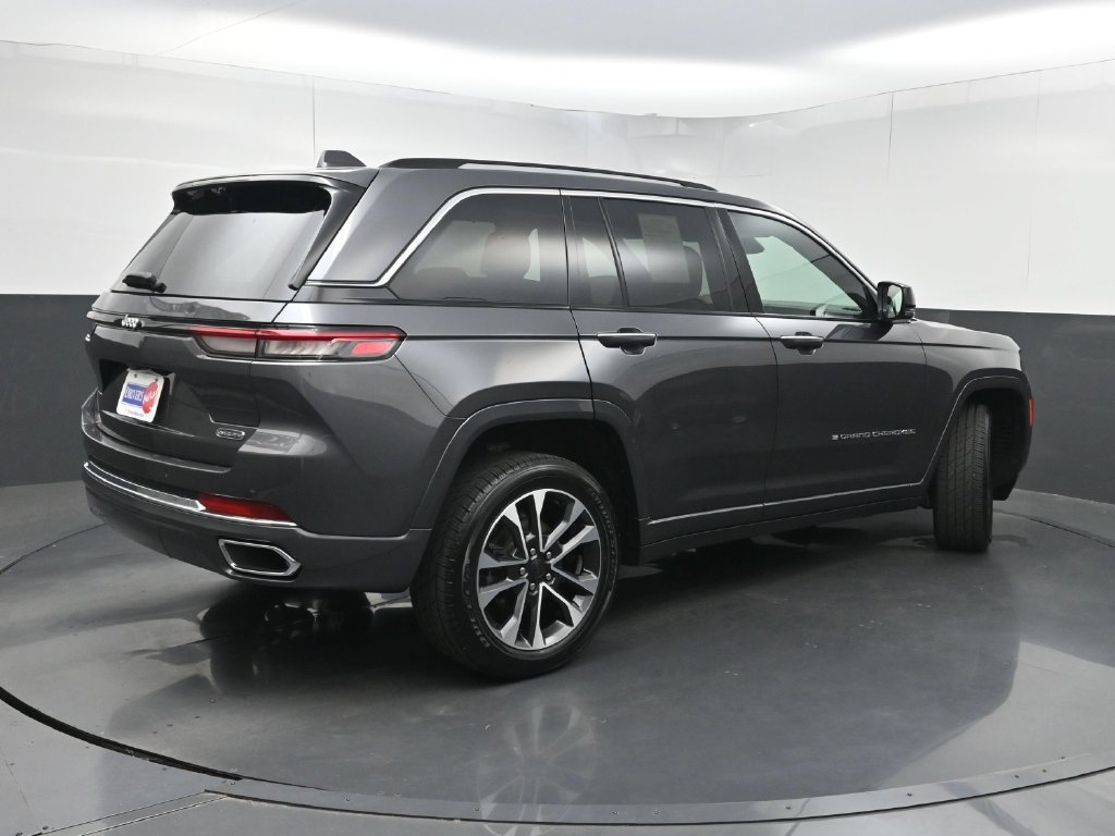 Used 2022 Jeep Grand Cherokee Overland w/ Luxury Tech Group IV RWD image 30
