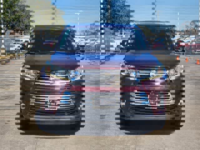 Used 2017 Toyota Highlander Limited Platinum image 6