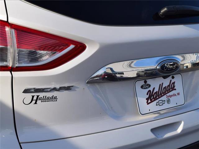 Used 2015 Ford Escape Titanium w/ Equipment Group 301A image 38