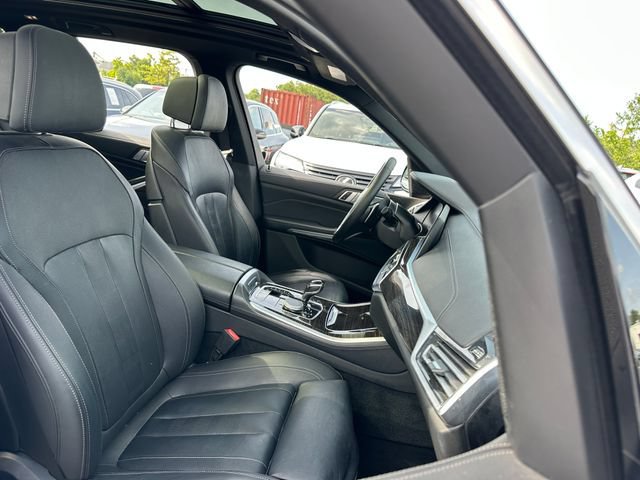 Used 2020 BMW X5 xDrive40i w/ Premium Package AWD/4WD image 32