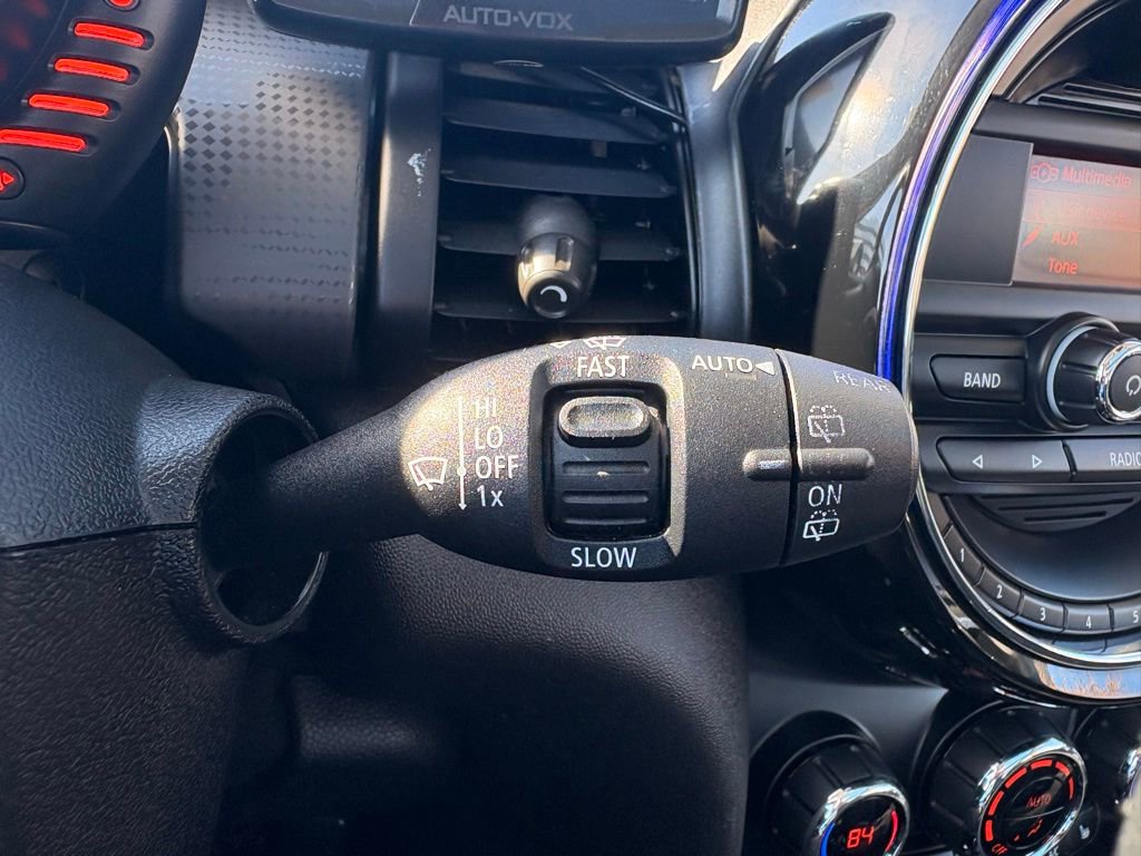 Used 2015 MINI Cooper 2-Door Hardtop image 28