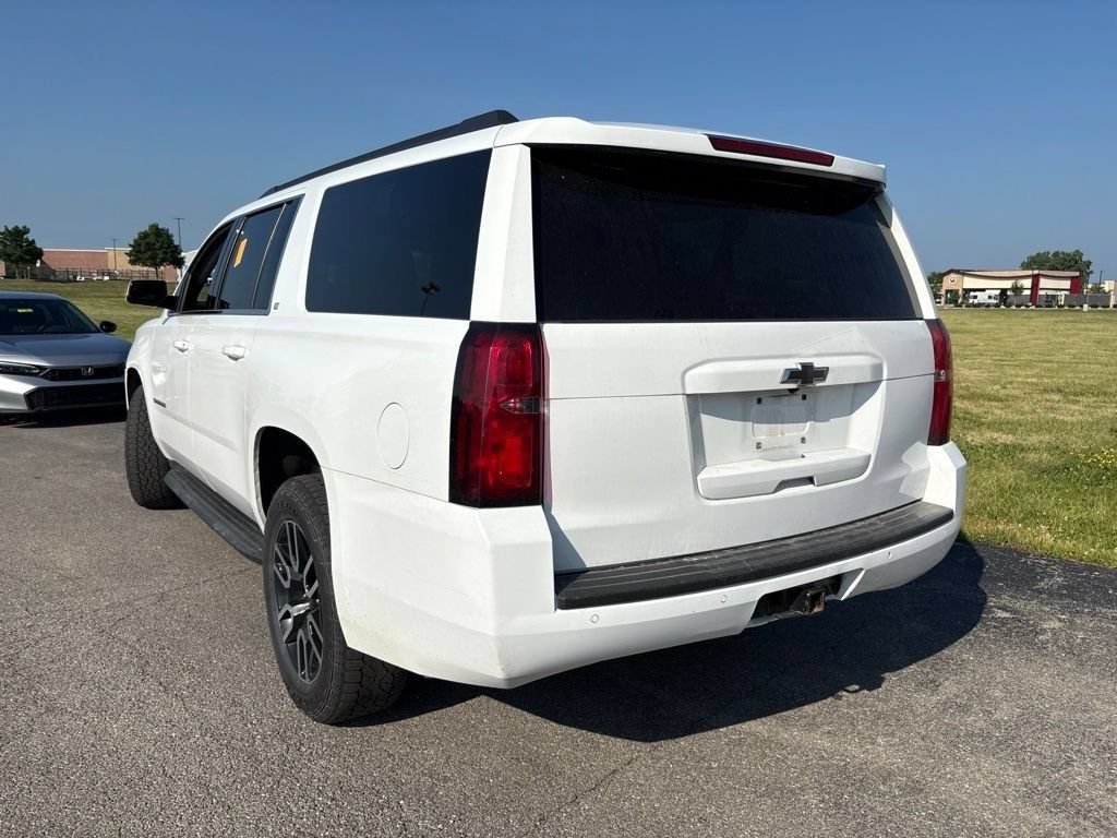 Used 2019 Chevrolet Suburban LT AWD/4WD image 7