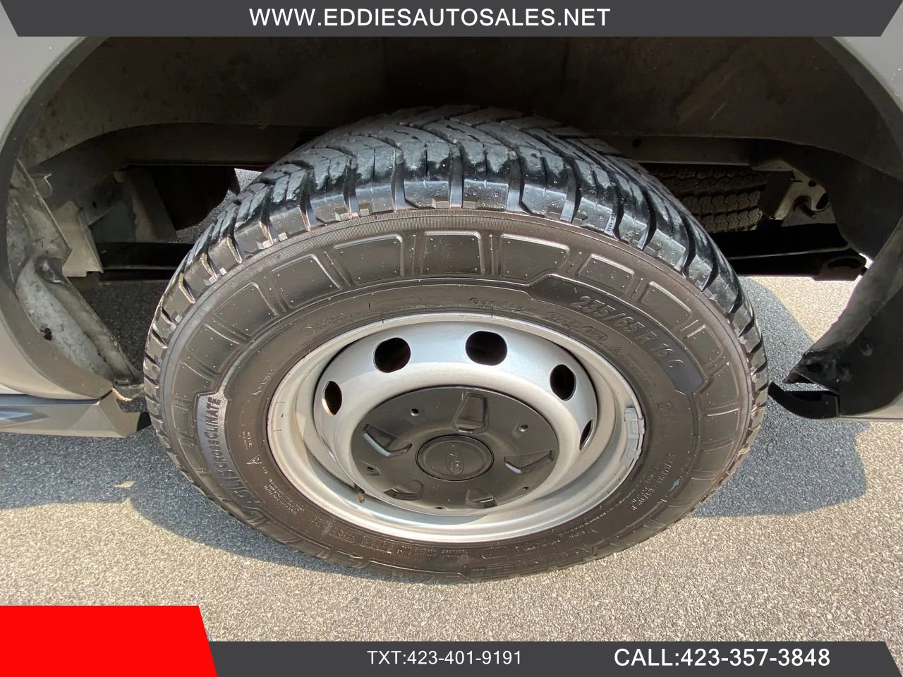 Used 2016 Ford Transit 150 Low Roof RWD image 31