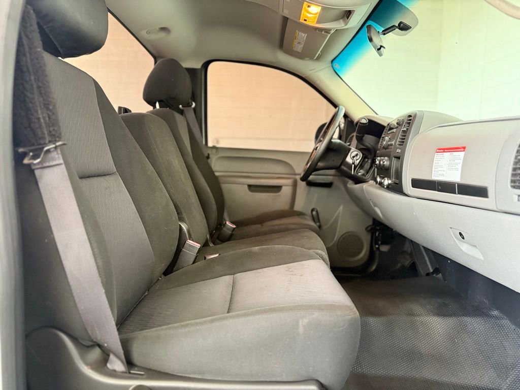 Used 2013 GMC Sierra 1500 W/T RWD image 27