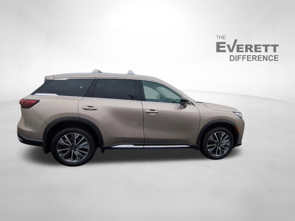 Used 2026 INFINITI QX60 Luxe w/ Cargo Package FWD image 4
