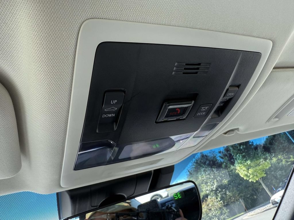 Used 2025 Lexus ES 350 w/ Premium Package FWD image 26
