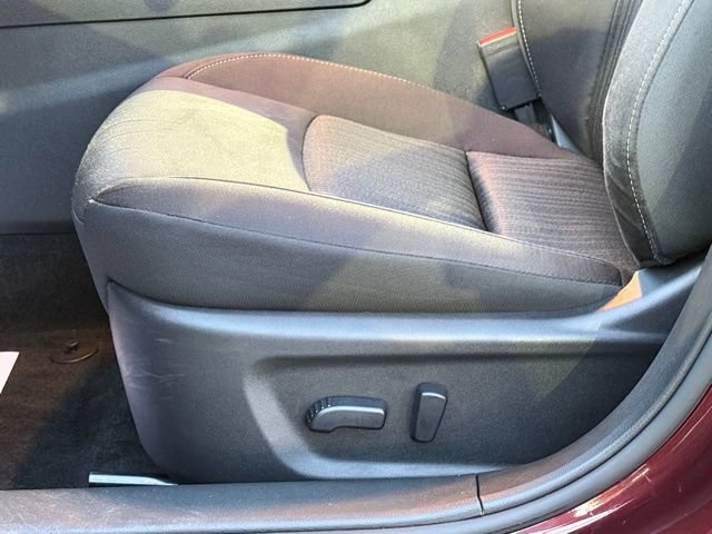 Used 2025 Nissan Altima 2.5 SV FWD image 13