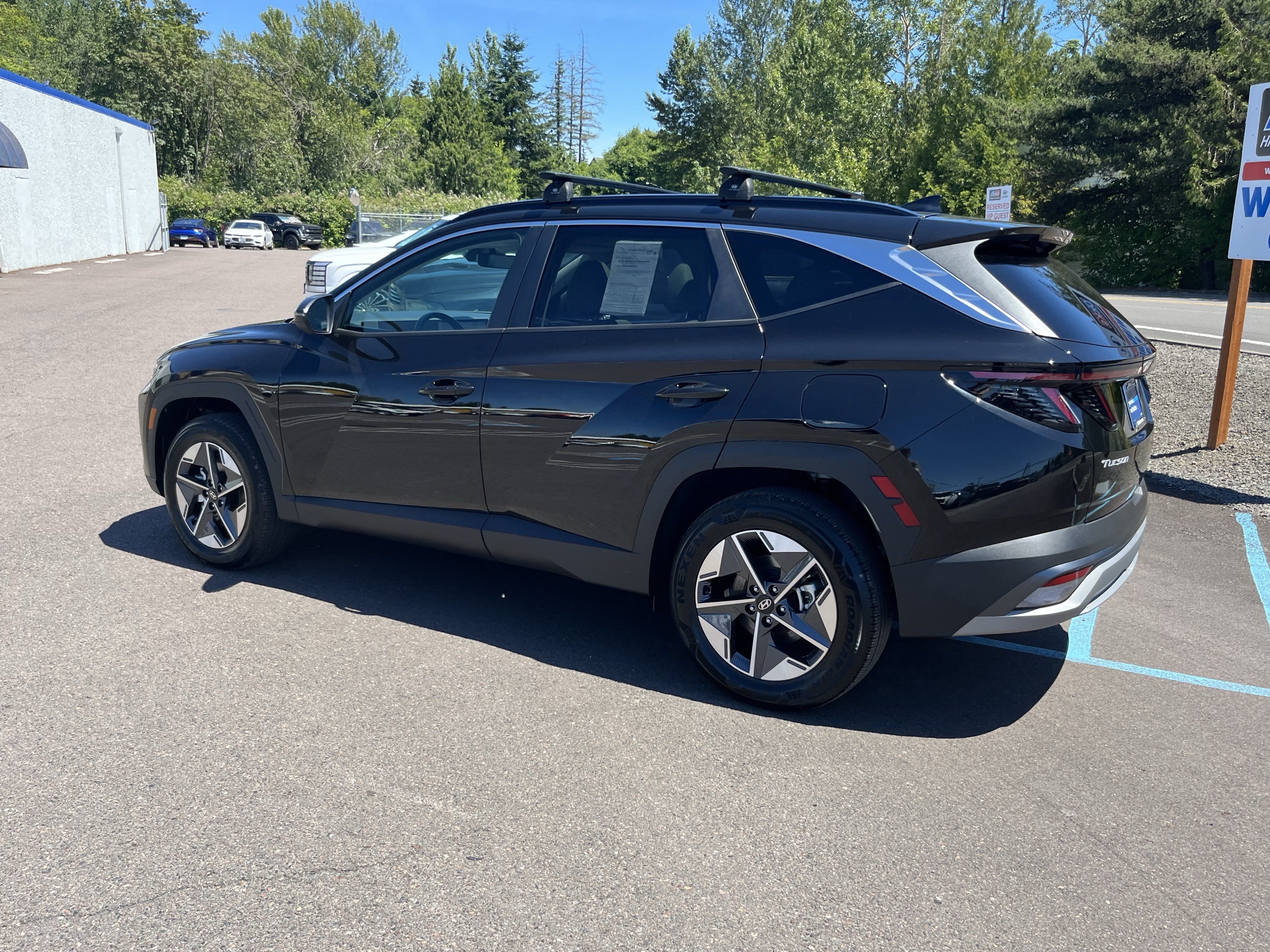 Certified 2025 Hyundai Tucson SEL AWD/4WD image 3