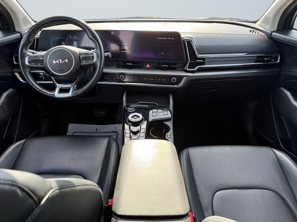 Used 2023 Kia Sportage EX image 10