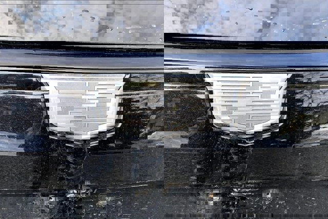 Used 2022 Cadillac Escalade ESV Sport Platinum w/ LPO, ONYX Package image 32