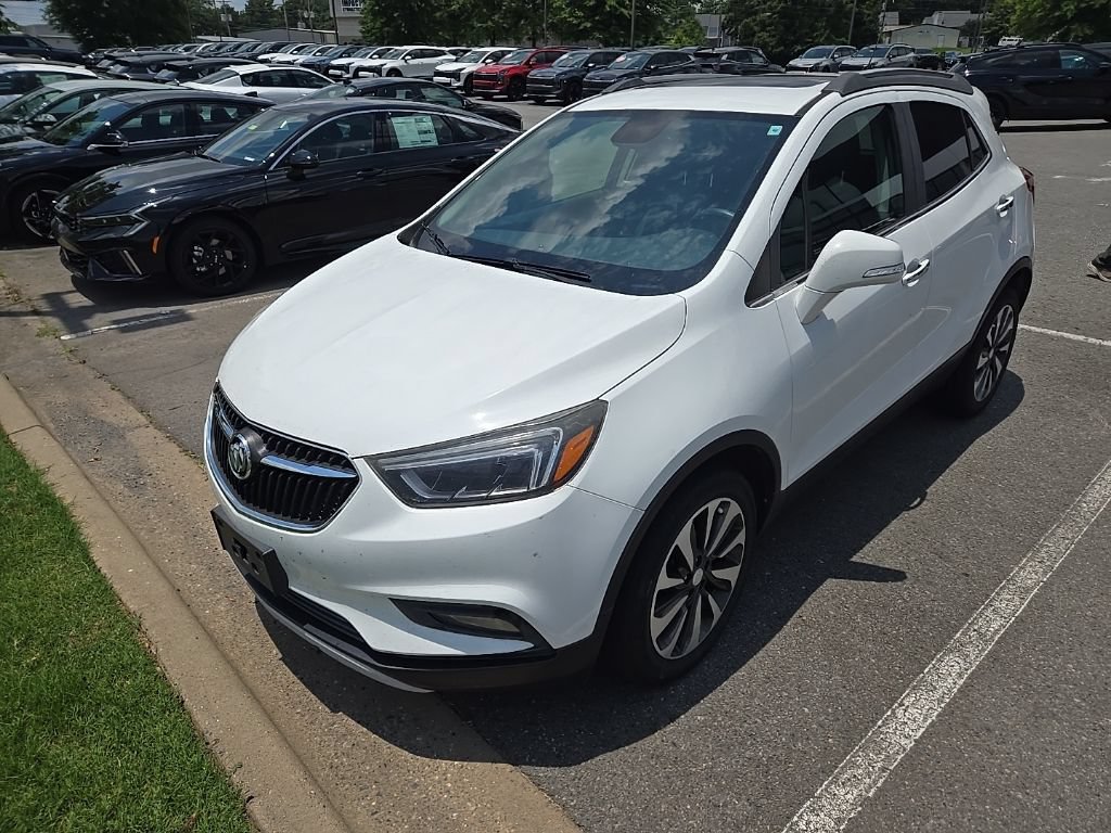 Used 2018 Buick Encore Essence FWD image 12