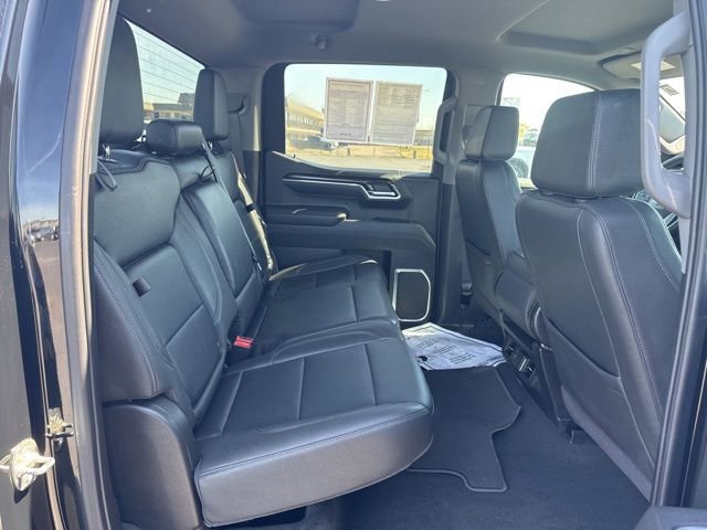 Used 2025 GMC Sierra 1500 SLT image 18