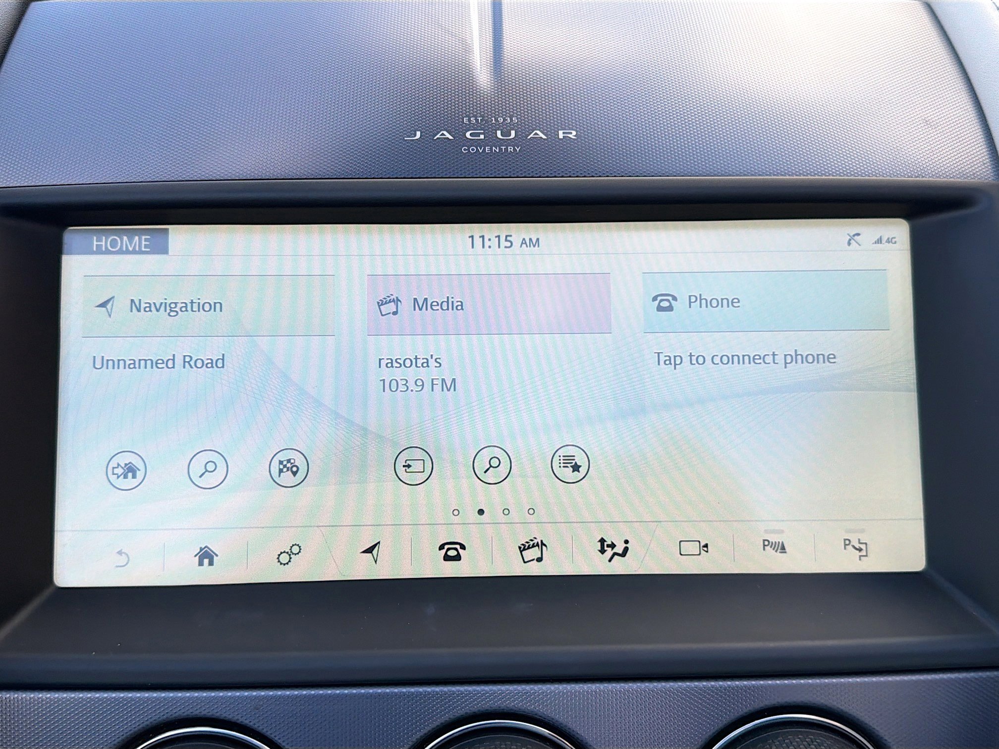 Used 2023 Jaguar F-TYPE Convertible image 27