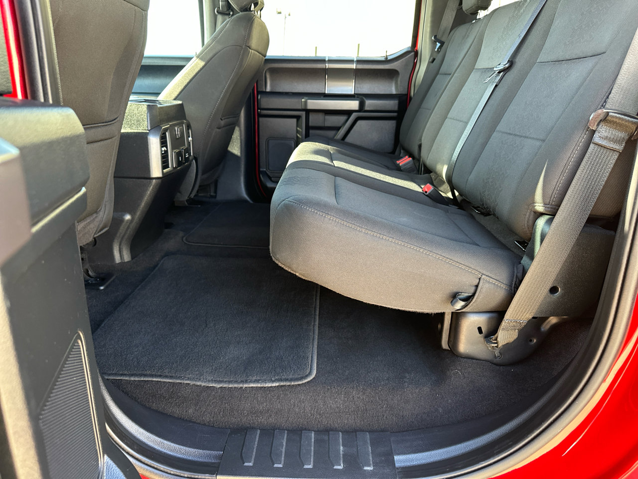 Used 2020 Ford F150 XLT w/ Equipment Group 302A Luxury image 23