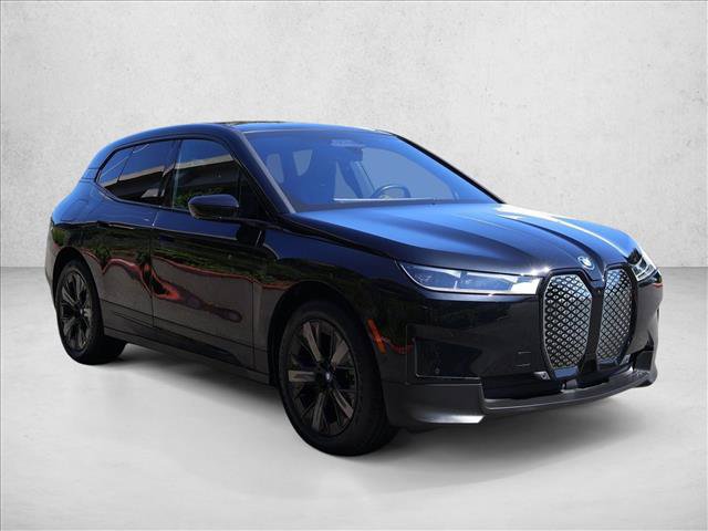 Used 2024 BMW iX xDrive50 w/ Premium Package AWD/4WD image 4