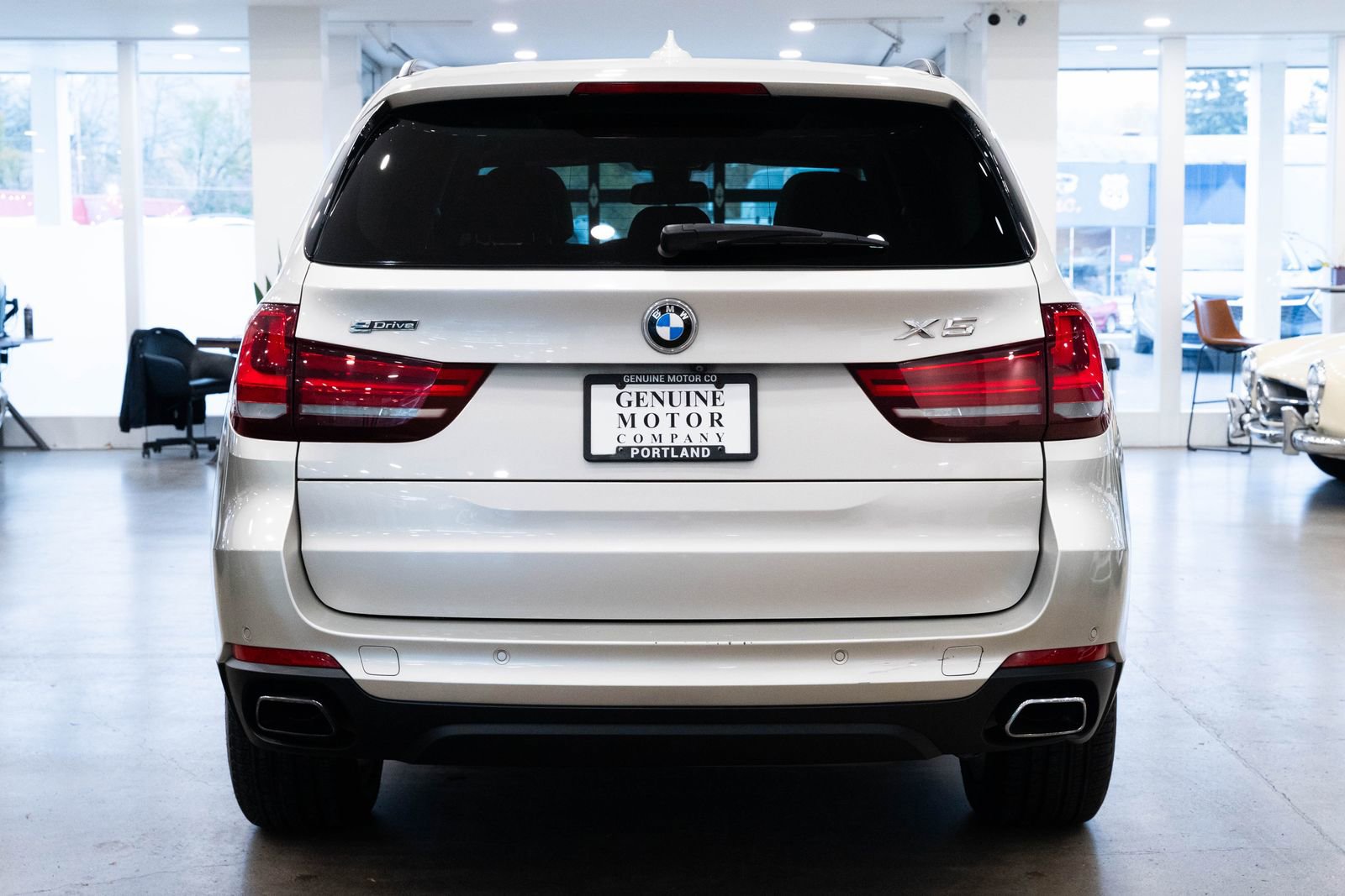 Used 2016 BMW X5 xDrive40e image 5