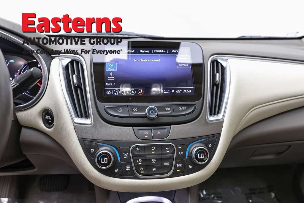 Used 2024 Chevrolet Malibu LT FWD image 12