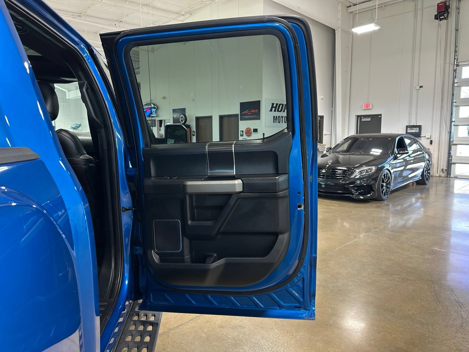 Used 2019 Ford F150 Raptor w/ Equipment Group 802A Luxury AWD/4WD image 43