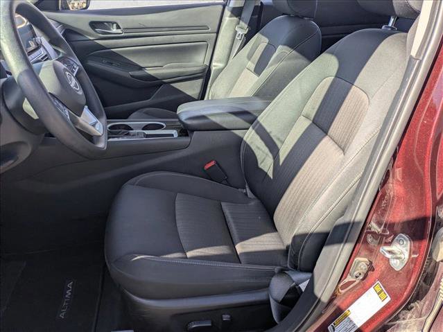 Used 2024 Nissan Altima 2.5 SV image 13
