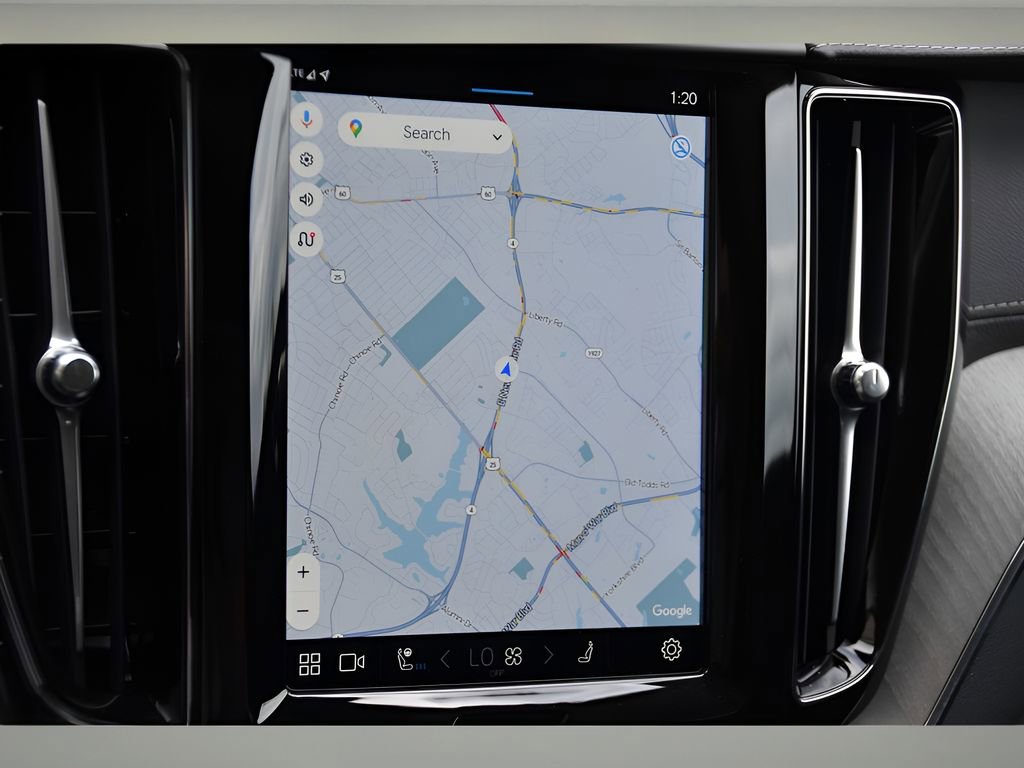 Certified 2025 Volvo XC60 B5 Ultra w/ Protection Package Premier image 20