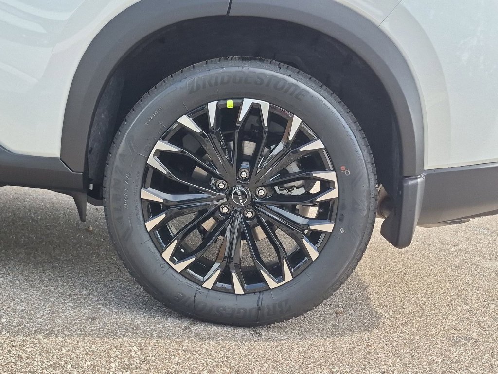 New 2027 Nissan Rogue Dark Armor AWD/4WD image 12