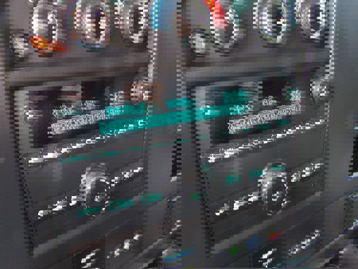 Used 2023 GMC Savana 3500 LS image 15