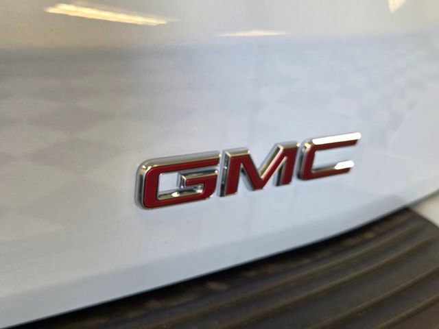 New 2026 GMC Yukon XL Denali w/ Denali Reserve Package image 7