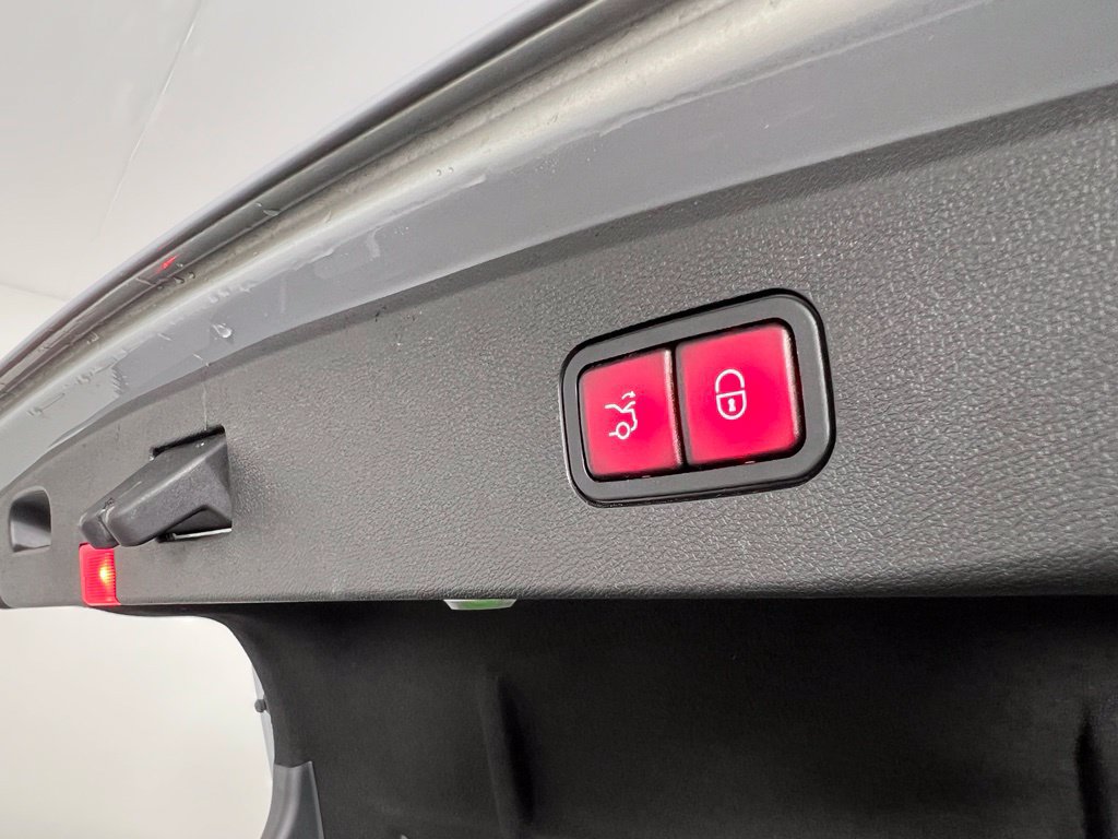 Used 2014 Mercedes-Benz E 63 AMG 4MATIC Sedan image 14