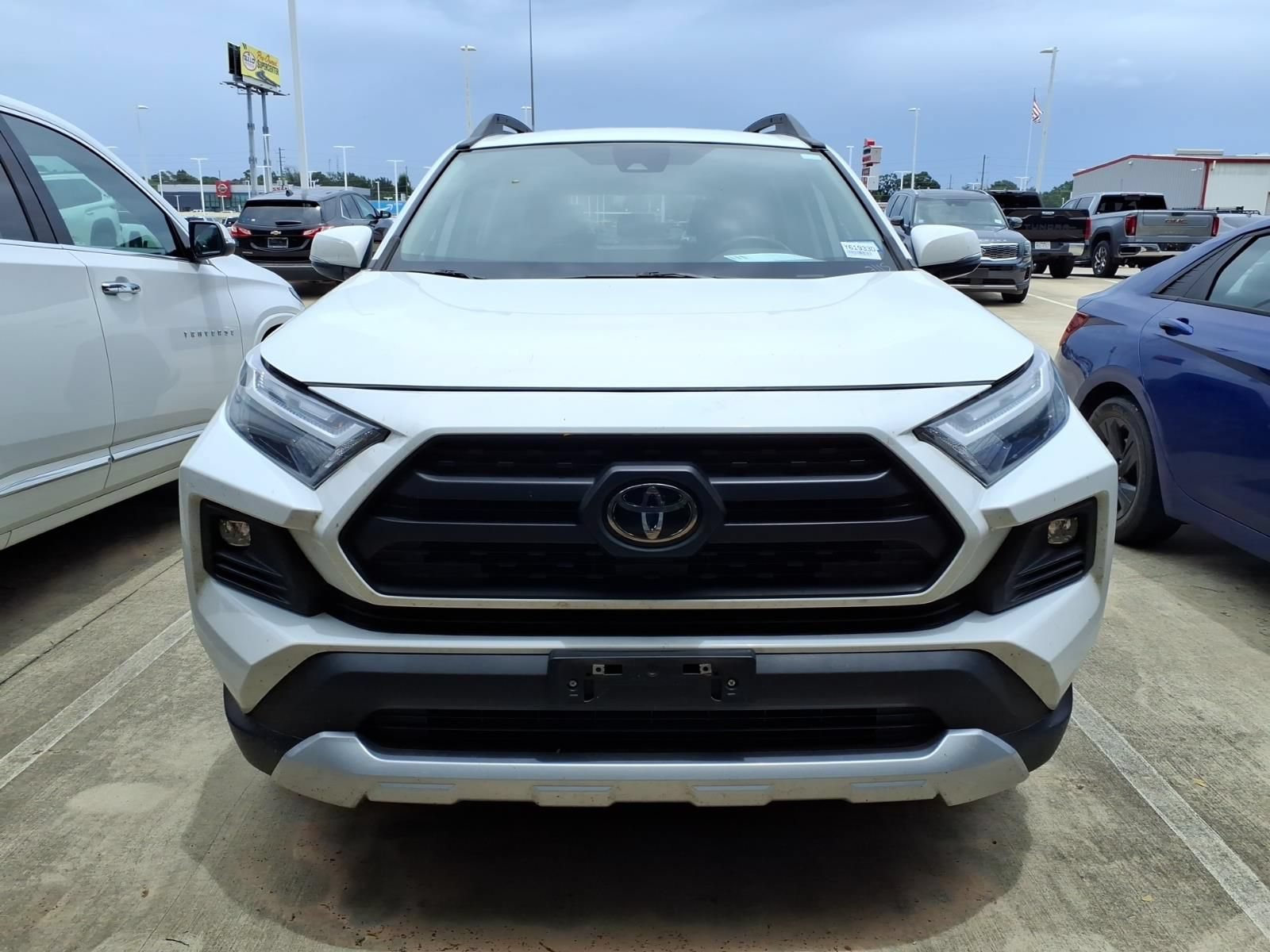 Used 2023 Toyota RAV4 Adventure AWD/4WD image 3