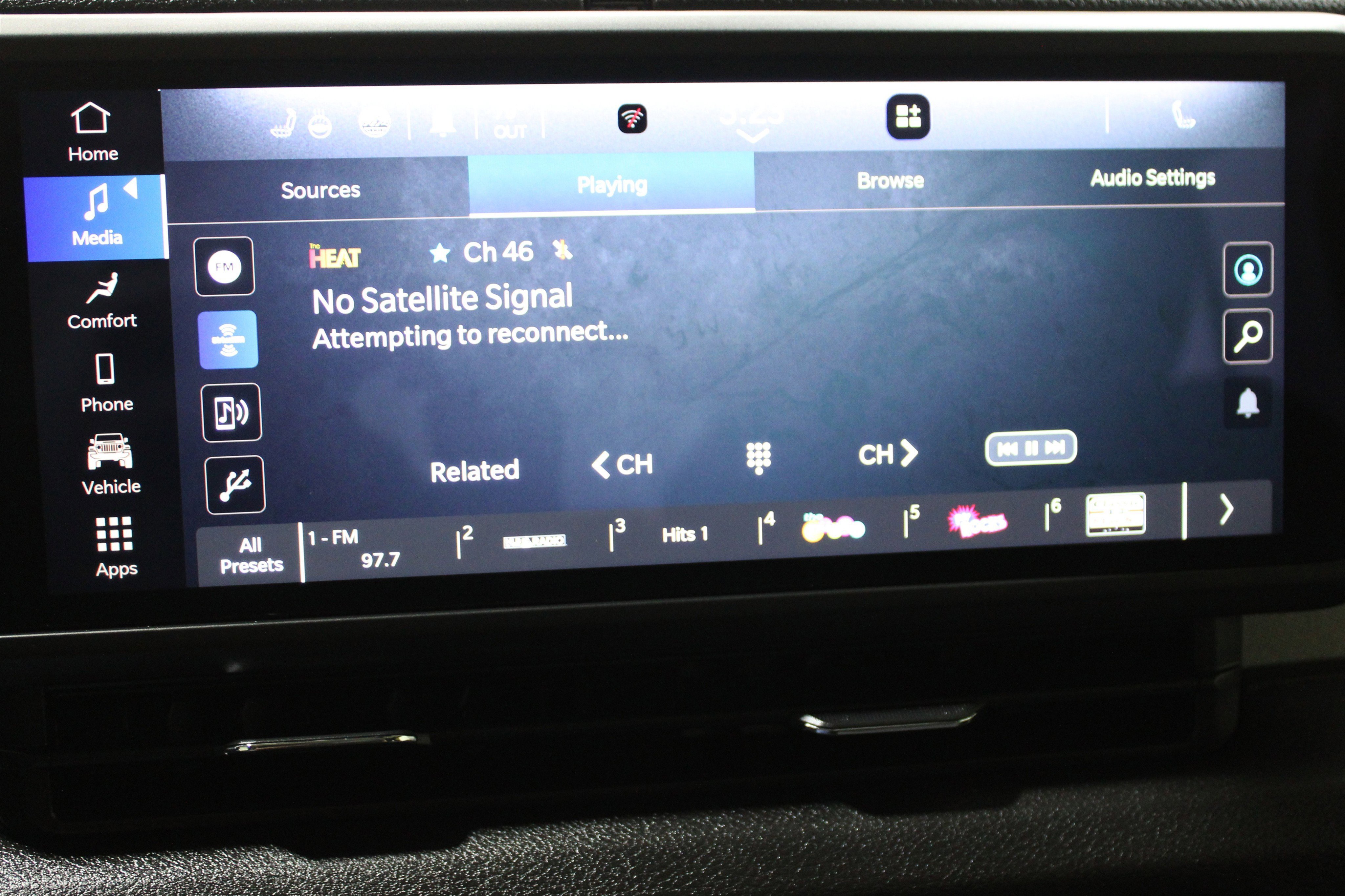 Used 2024 Jeep Wrangler Sport S w/ Dual Top Group image 15