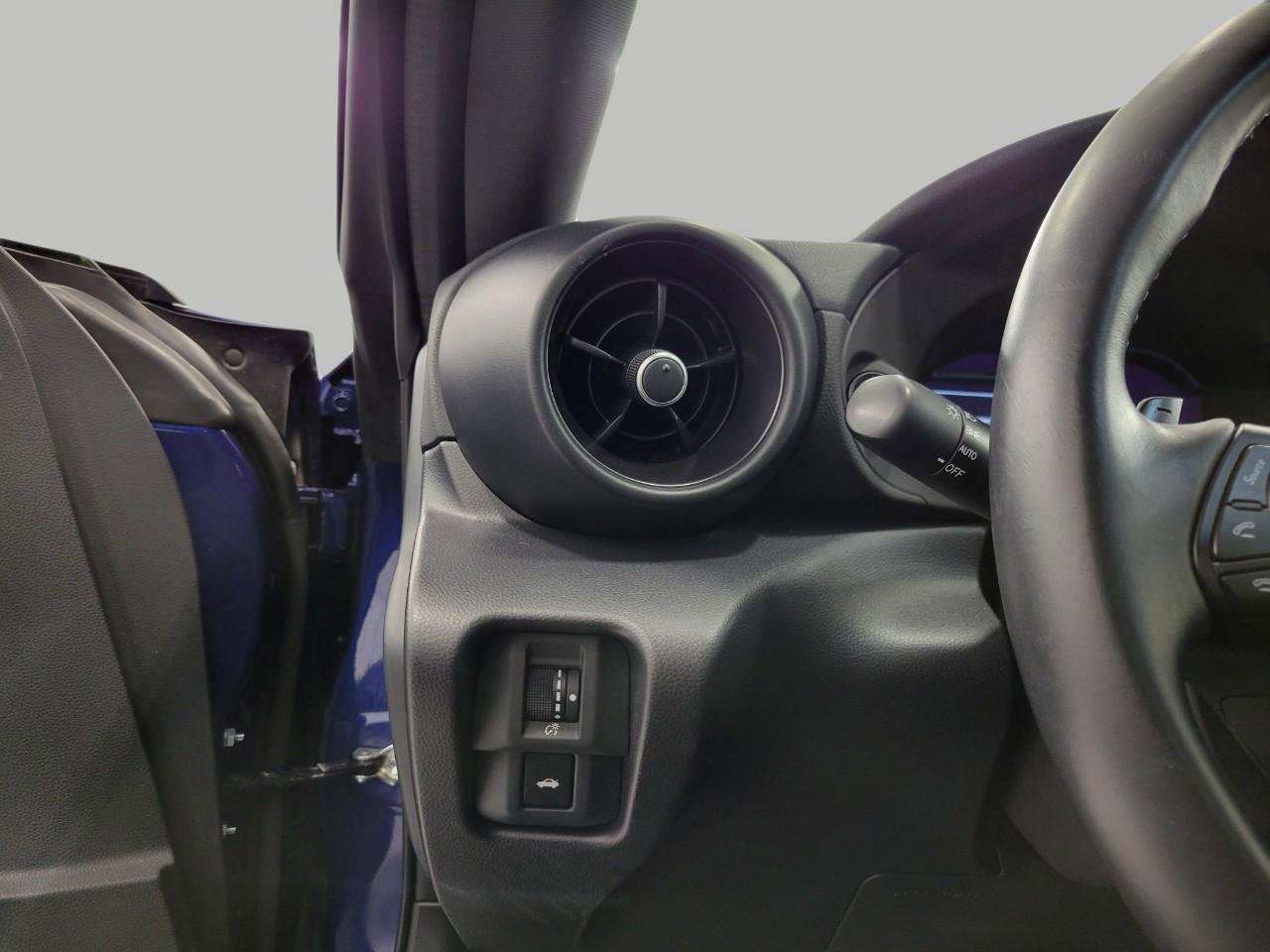 Used 2022 Toyota GR86 Premium w/ ALL Weather Mat Package (TMS) RWD image 10