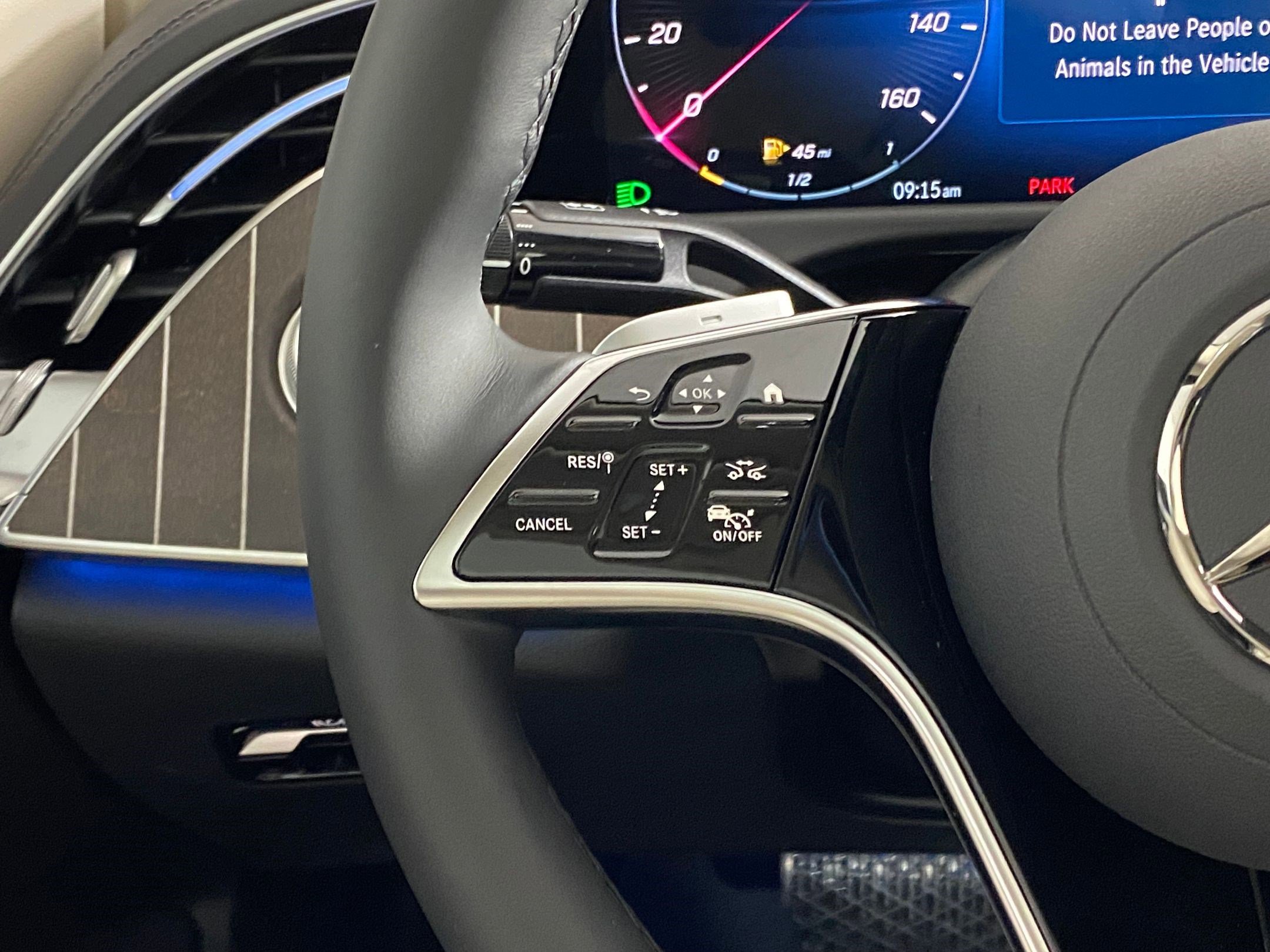 New 2026 Mercedes-Benz E 450 4MATIC Sedan image 17