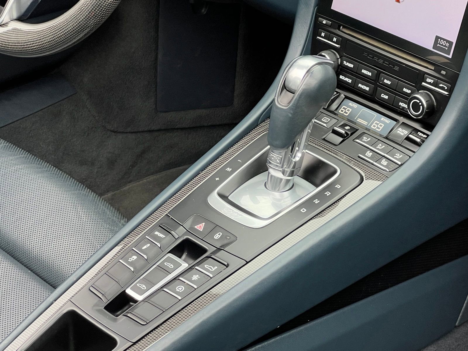 Certified 2017 Porsche 911 Targa 4S AWD/4WD image 35
