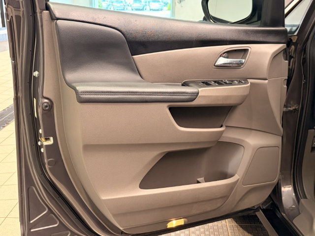 Used 2016 Honda Odyssey EX-L image 8