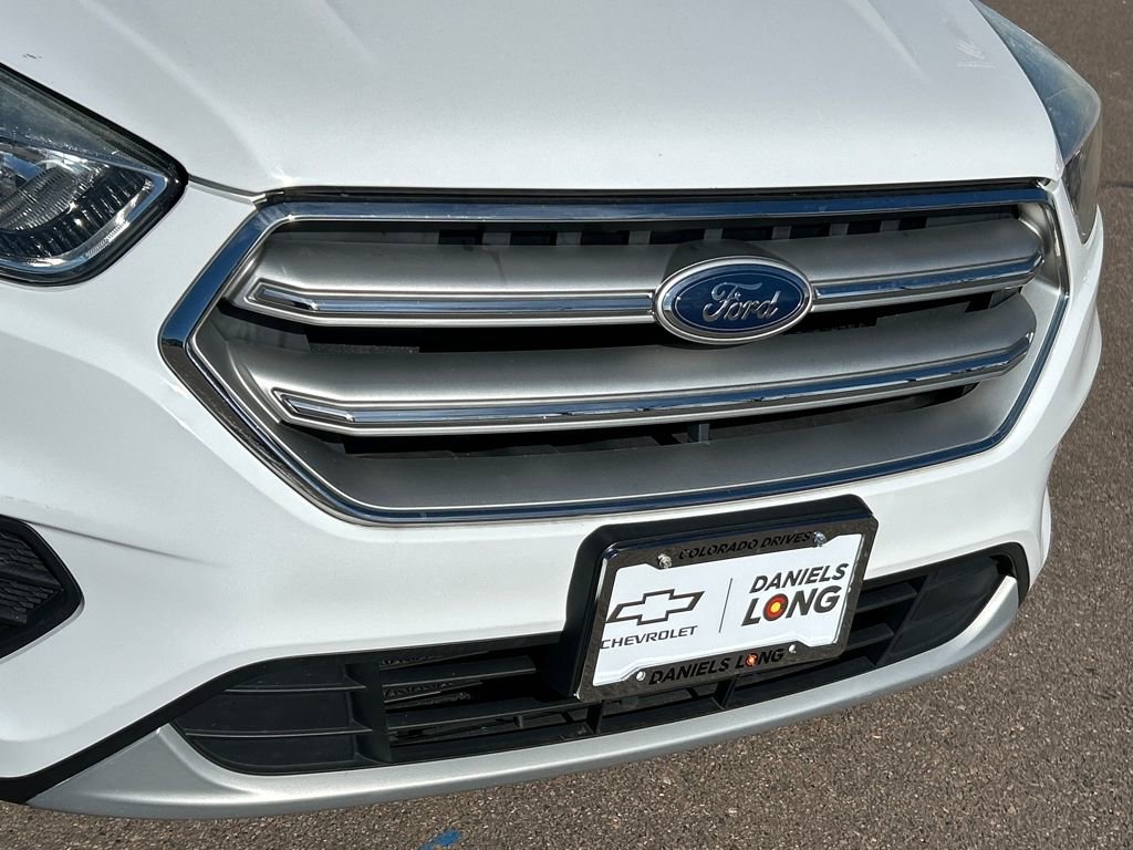 Used 2017 Ford Escape SE image 24