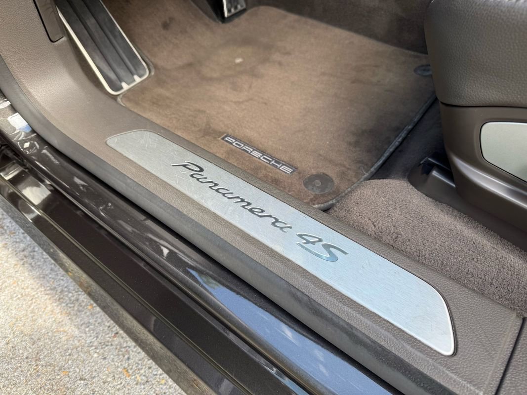 Used 2015 Porsche Panamera 4S image 20