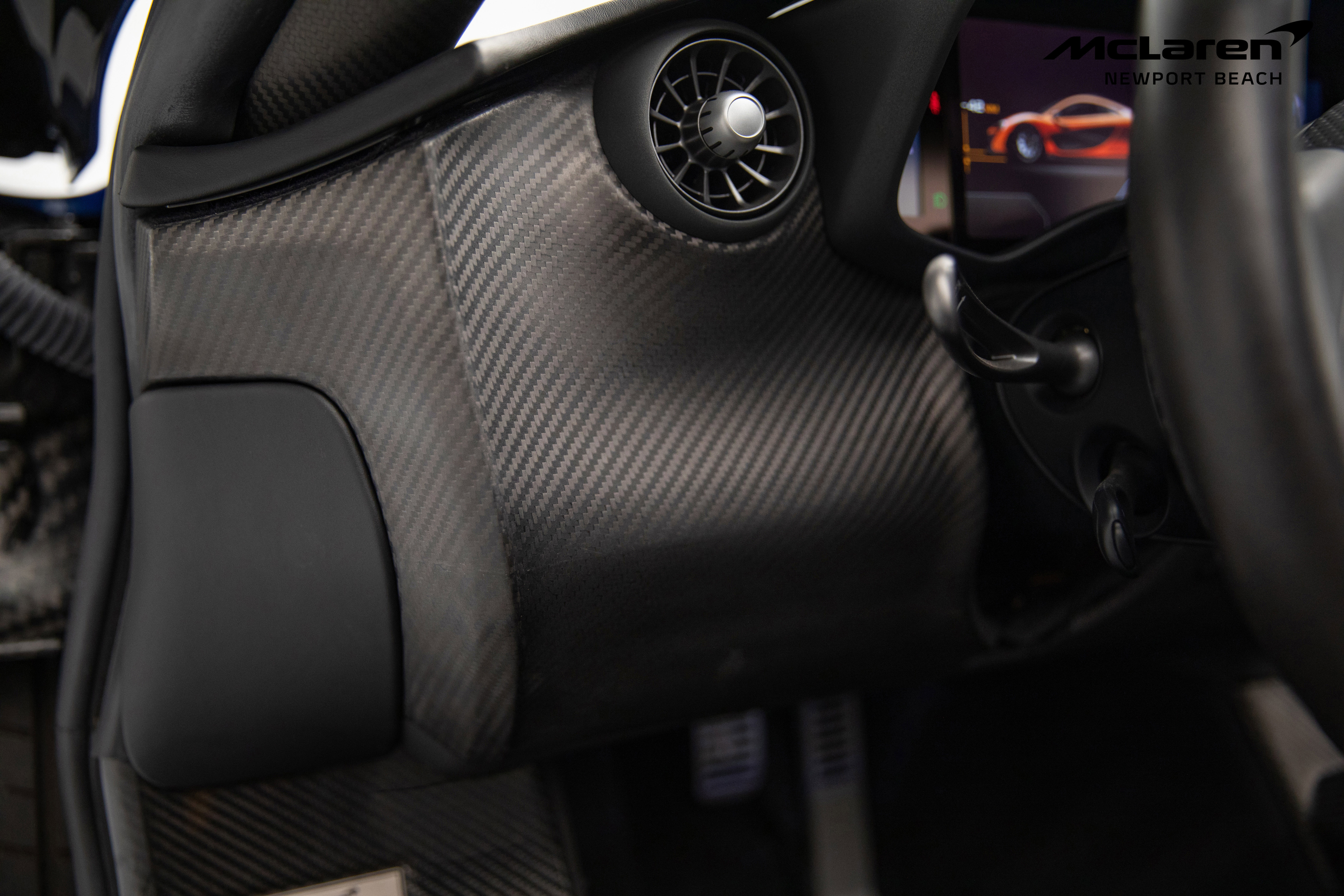 Used 2014 McLaren P1 image 41