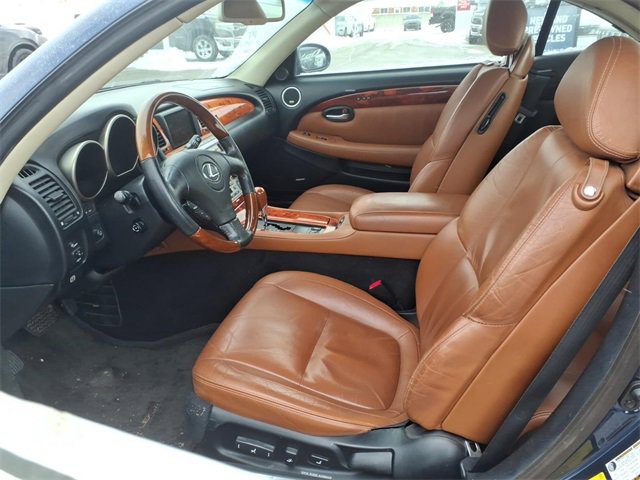 Used 2004 Lexus SC 430 Convertible image 9